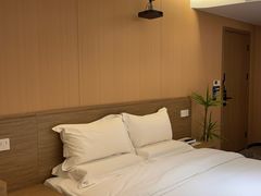 -幸栖洞穴设计酒店(成都春熙路店)