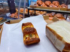 -巴黎贝甜(大宁国际商业广场店)