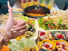 -签多多串串香火锅