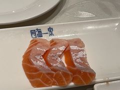 -四海一家自助餐(益田假日广场店)