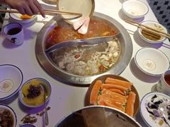 -卤校长重庆火锅(国兴店)