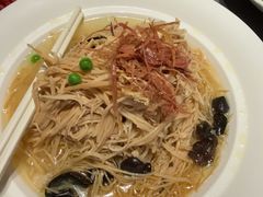 -吴越荣记苏州菜·松鼠桂鱼100%活鱼现做(斜塘老街店)