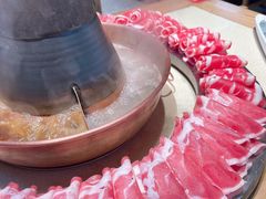 东镇肥牛-东镇老火锅(长春路首店)