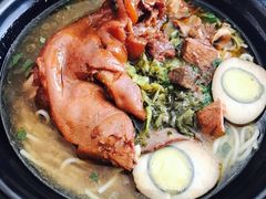 -花溪巷牛肉粉(泉城路店)