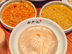 -裕兴记•蟹黄面馆(人民广场店)