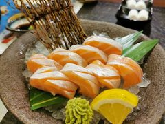 三文鱼腩刺身-古田居·特色寿司料理(星之岛旗舰店)