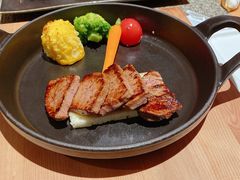 薄片菲力牛排-香樟花园法式铁板烧(恒隆广场店)