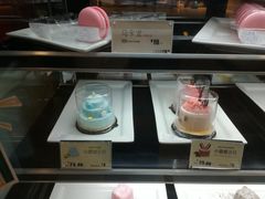 面包甜点陈列柜-麦当劳(外高桥DT店)
