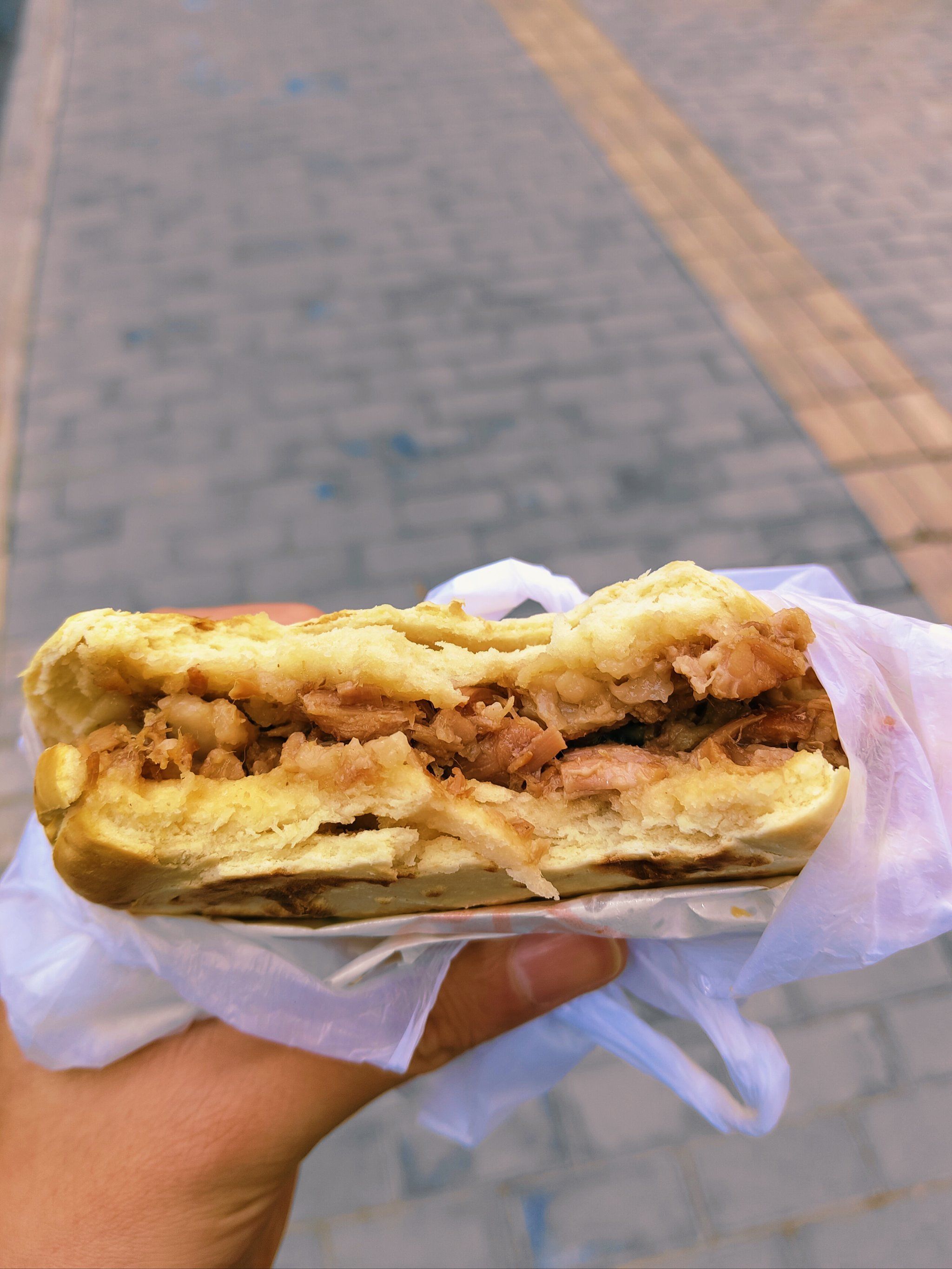 1块9的肉夹馍吃上了