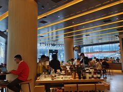 -星巴克臻选(上海合生汇1F店)