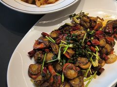 -五谷丰登农家院·地道胶东菜·海鲜烧烤(威海店)