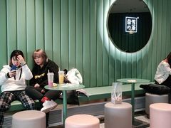 -奈雪的茶(百盛店)