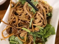 -云中鱼蒸汽石锅鱼(川沙百联店)