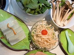 -一叶一世界·素食餐厅(锦华万达店)