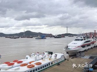好在路子野 有认识的人让厨师过来做了一桌菜