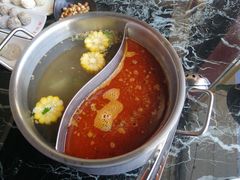 鸳鸯锅底-潮汕美牛肉丸火锅店(天宁寺店)