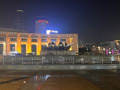 -泉城广场