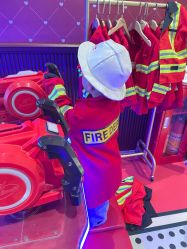 -奈尔宝·儿童乐园·亲子餐厅(华采天地店)