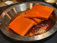 -爱你您·自家鱼塘·活水喷泉鱼火锅(八里店)