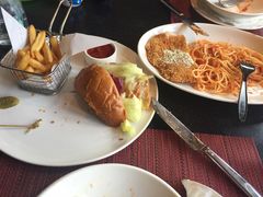 -WOLFGANG PUCK KITCHEN & BAR(迪士尼小镇店)