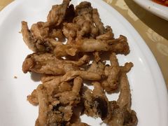 咸蛋黄炸平菇-佛有缘·32年老字号(广州首店)