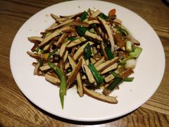 香干肉丝-丰乐餐厅·始于1999·本地老字号