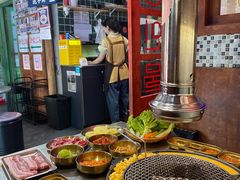 -釜山火炉·海鲜烤肉(紫藤路店)