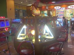 -汤姆熊欢乐世界(滨江店)