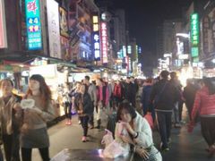-六合夜市