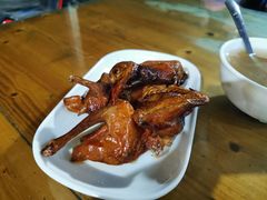 红烧乳鸽-崖口煲仔饭