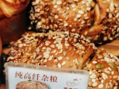 -苹果花园(乳山路店)