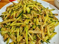 黄瓜拌肉-满口香饭店