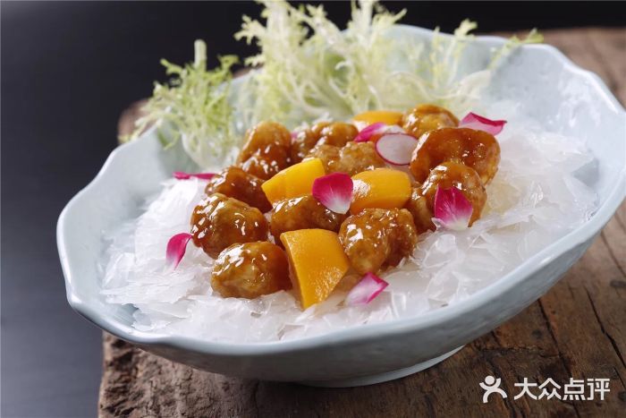 冰镇蜜桃咕噜肉