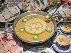 -禄婶鸡煲·打边炉