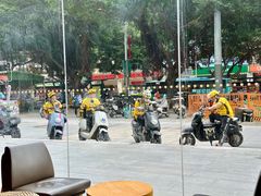 -星巴克(深圳港隆城分店)