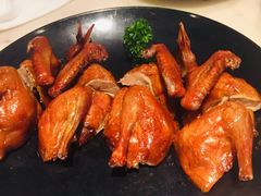 红烧乳鸽-汤城小厨(西直门凯德MALL店)