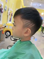 -爆米花儿童美发乐园