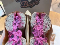 加州胭脂&nbsp;California&nbsp;Pink-Catch Bagel(芳草地店)