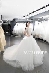 -MANLI BRIDAL婚纱