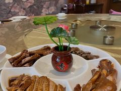 -潮珍苑海鲜粤菜酒家·广式茶点·宴请(临江大道店)