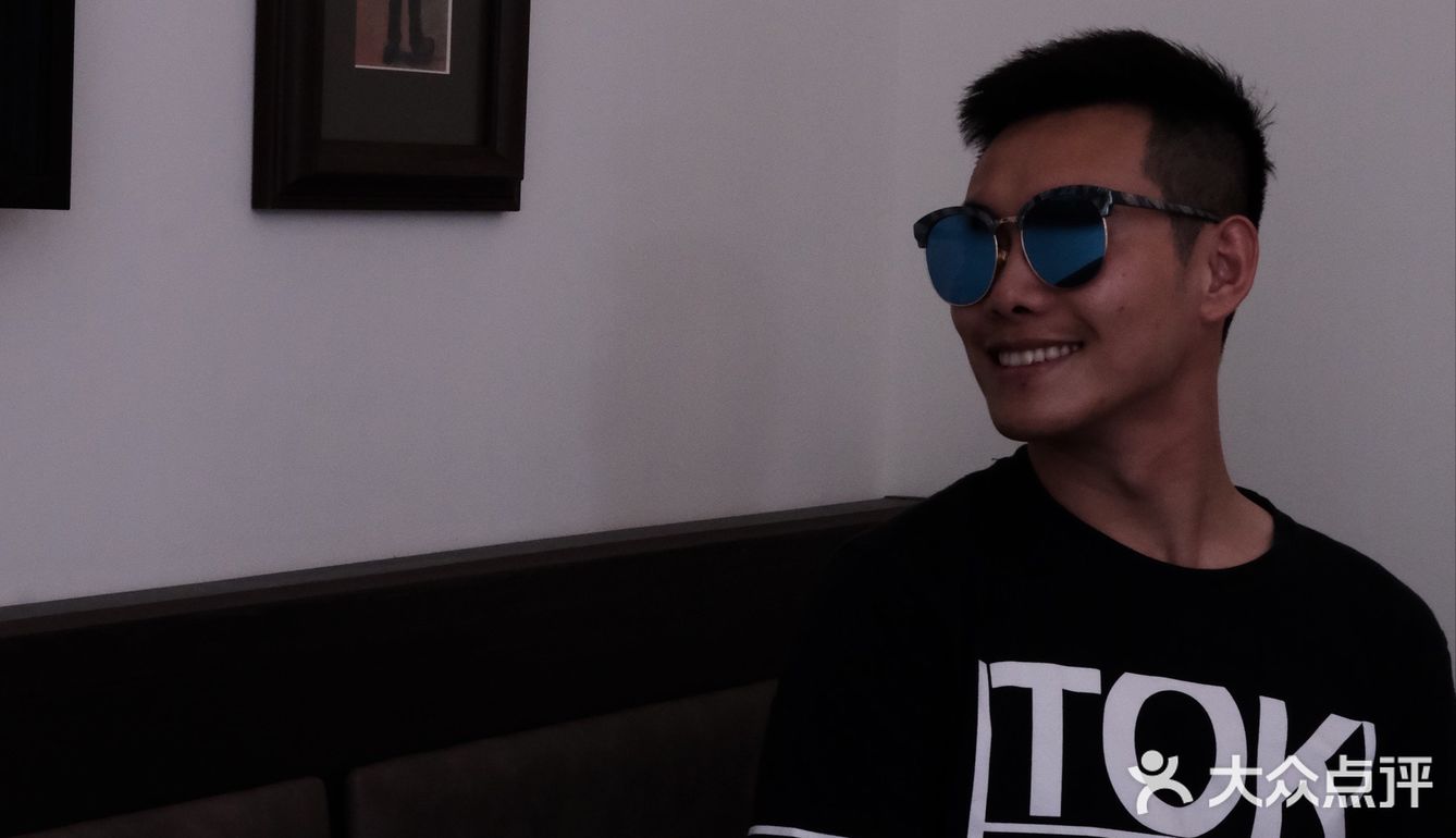 MoonLight Cafè月白｜风中一朵白白的云