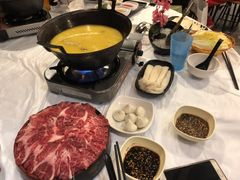 -鲜入围煮花胶鸡海鲜火锅