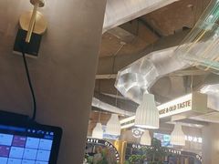 -老房老舍重庆火锅(假日城市店)