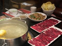 -牛事制造局牛肉火锅(莲岳路店)