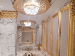 -皇宫大酒店