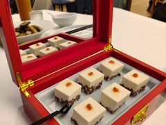 -品海楼·大连海胆锅贴馆(东港店)