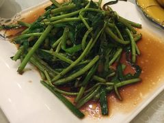 没有腊肉的藜蒿炒腊肉-向塘土鸡总店(八一广场店)