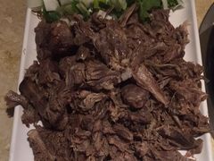 手撕狗肉-英子补身汤(海兰路店)
