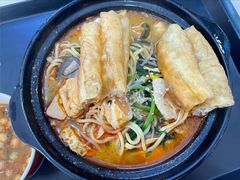 -锅神麻辣烫