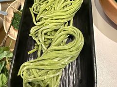 -左庭右院鲜牛肉火锅(金山万达店)